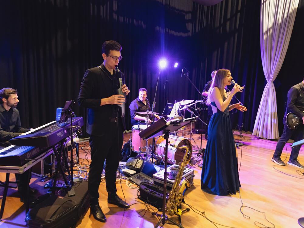 Iris' Coffeeshop live bei einem Ball